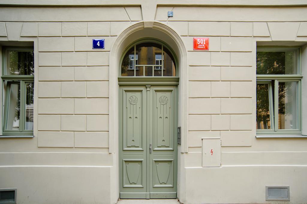 Apartment Gesse Brezinova プラハ エクステリア 写真