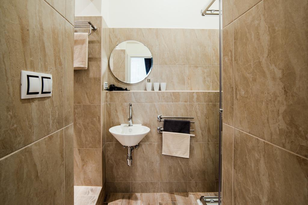 Apartment Gesse Brezinova プラハ エクステリア 写真