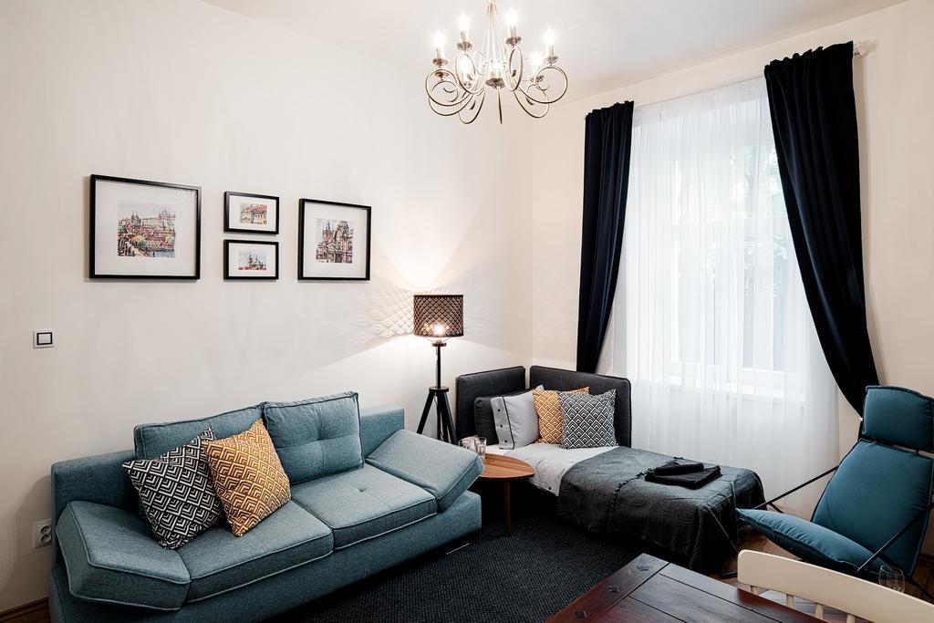 Apartment Gesse Brezinova プラハ エクステリア 写真