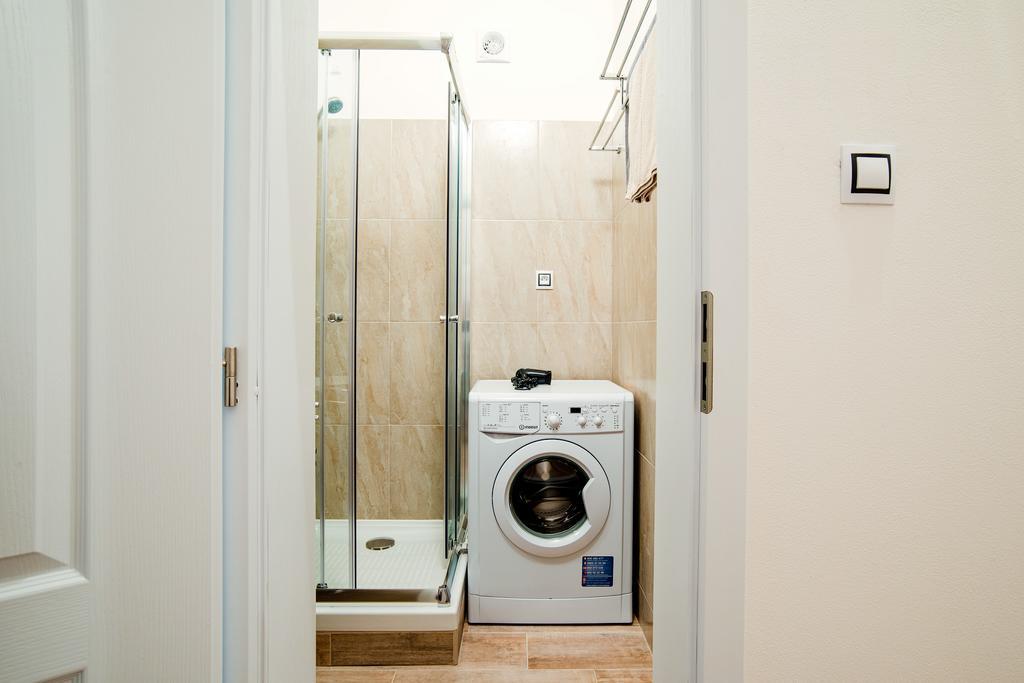 Apartment Gesse Brezinova プラハ エクステリア 写真